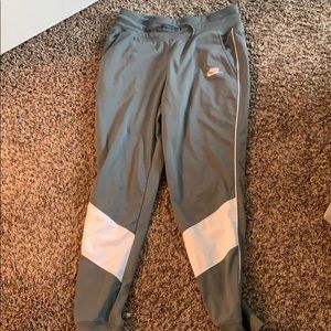 Nike joggers
